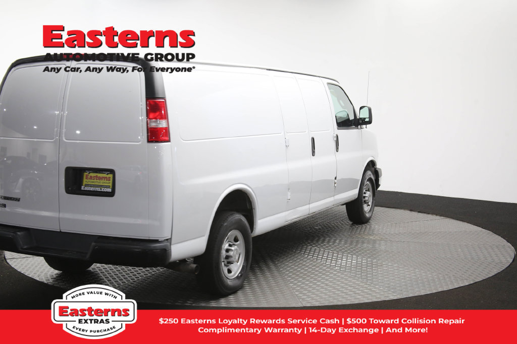 Used 2019 Chevrolet Express 2500 Extended RWD image 38