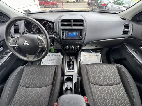 Used 2025 Mitsubishi Outlander Sport AWD image 20