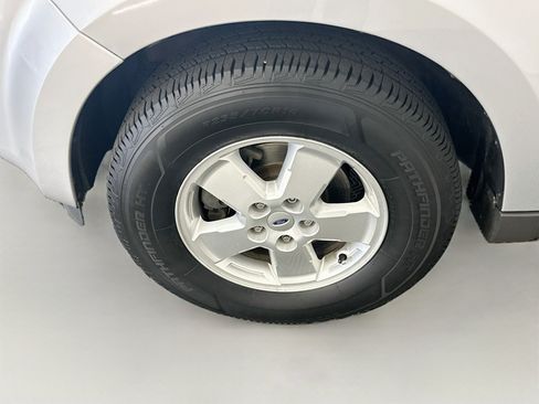 Used 2012 Ford Escape XLT AWD/4WD image 11