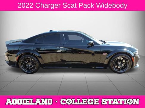 Used 2022 Dodge Charger Scat Pack RWD image 2