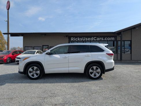 Used 2015 Toyota Highlander Limited image 11