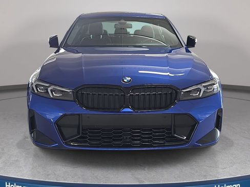 Used 2023 BMW 330i Sedan w/ M Sport Package RWD image 2