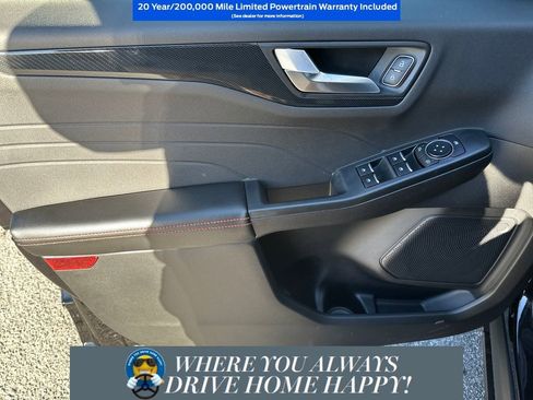 New 2025 Ford Escape ST-Line w/ Equipment Group 301A image 9