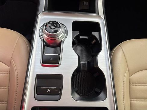 Used 2022 Ford Edge SEL image 20