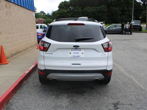 Used 2018 Ford Escape SE AWD/4WD image 4