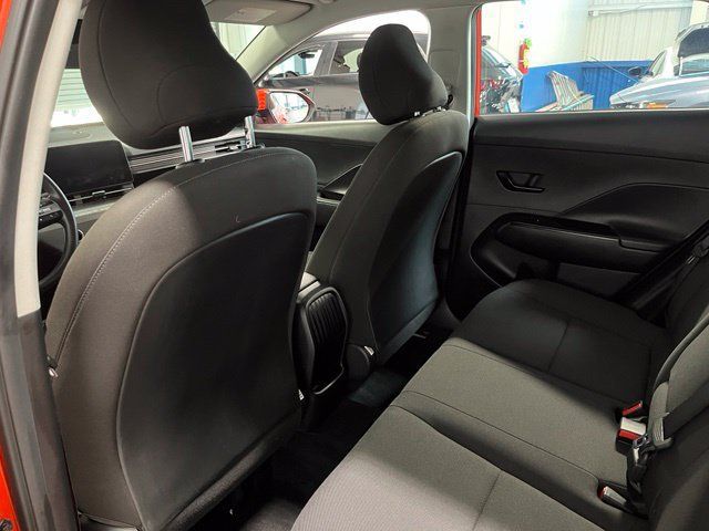 Used 2024 Hyundai Kona SE FWD image 18