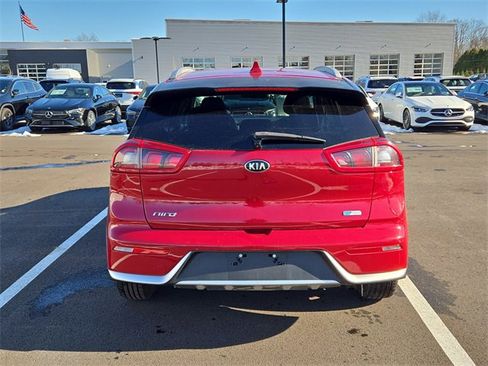Used 2018 Kia Niro LX image 4