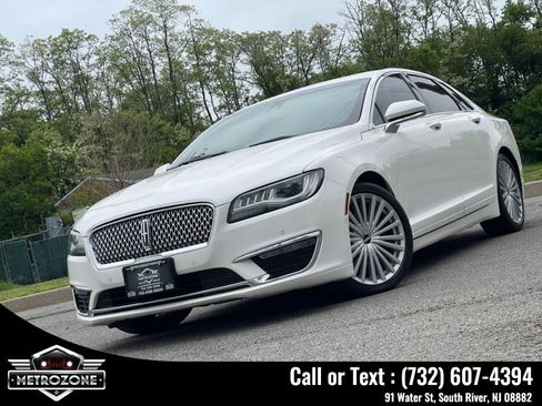 Used 2017 Lincoln MKZ Reserve w/ Technology Package AWD/4WD image 17