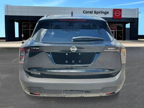 New 2026 Nissan Kicks SV w/ SV Premium Package FWD image 4