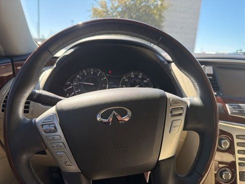 Used 2019 INFINITI QX80 Luxe w/ All-Season Package image 17