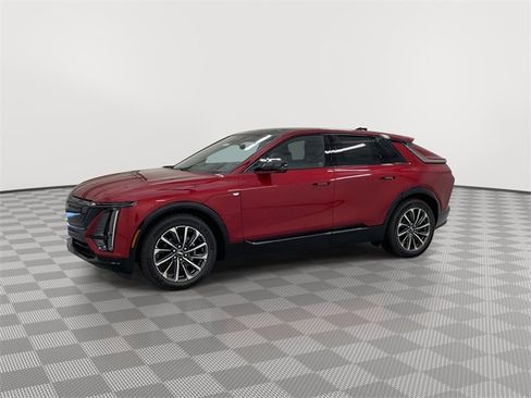 New 2026 Cadillac Lyriq Premium Sport image 5