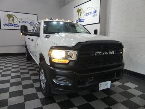 Used 2019 RAM 2500 Tradesman AWD/4WD image 5