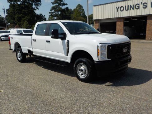 Used 2024 Ford F350 XL w/ 360-Degree Camera Package AWD/4WD image 8