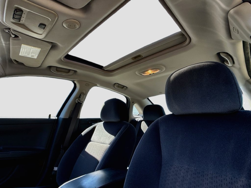 Used 2013 Chevrolet Impala LT w/ LT Sunroof Package FWD image 21