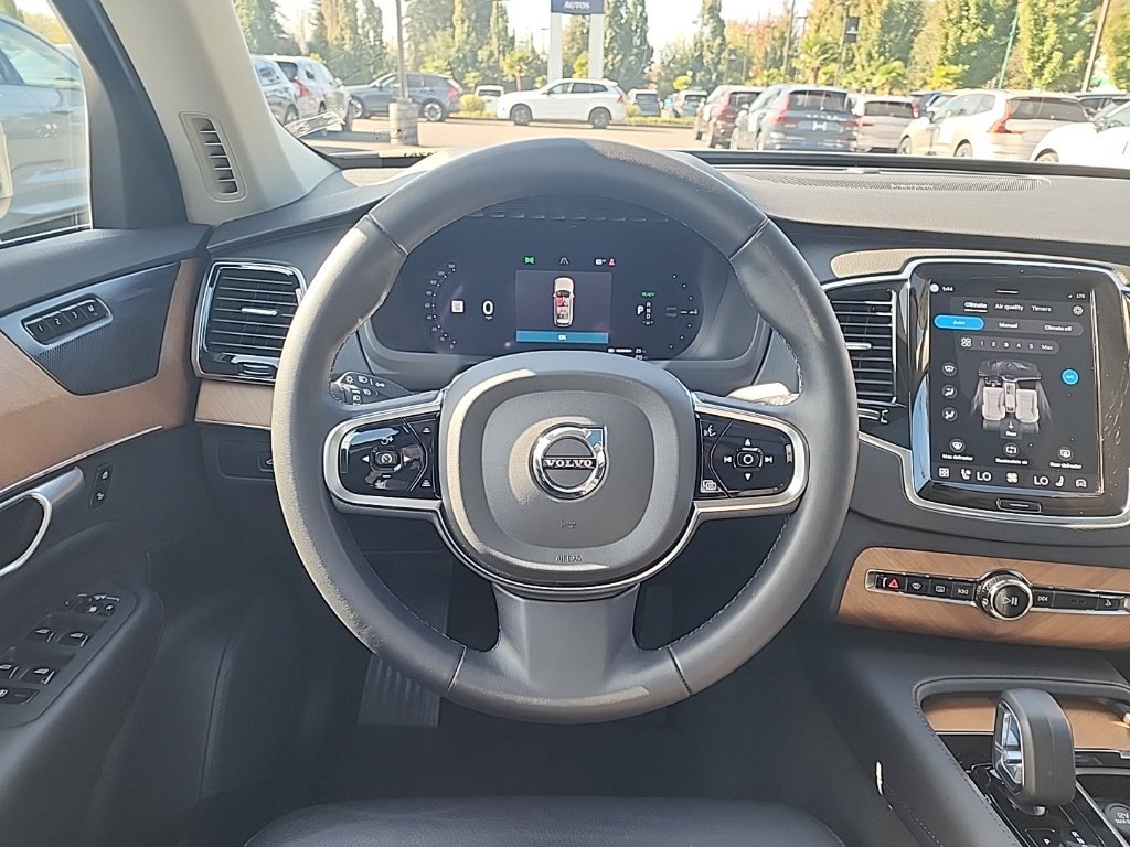 Used 2024 Volvo XC90 T8 Plus w/ Protection Package Premier AWD/4WD image 24