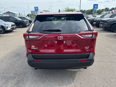 Used 2020 Toyota RAV4 XLE w/ Convenience Package AWD/4WD image 7