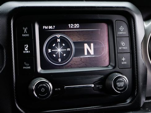 Used 2020 Jeep Gladiator Sport w/ Quick Order Package 24S image 29