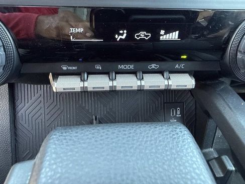 Used 2024 Toyota Tacoma SR5 RWD image 33