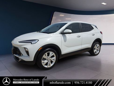 Used 2024 Buick Encore GX Preferred FWD image 1
