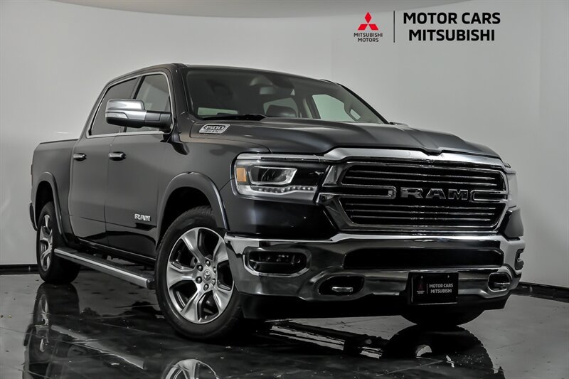 Used 2019 RAM 1500 Laramie AWD/4WD image 1