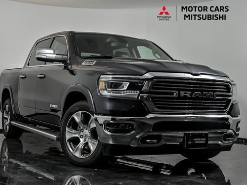 Used 2019 RAM 1500 Laramie AWD/4WD image 1