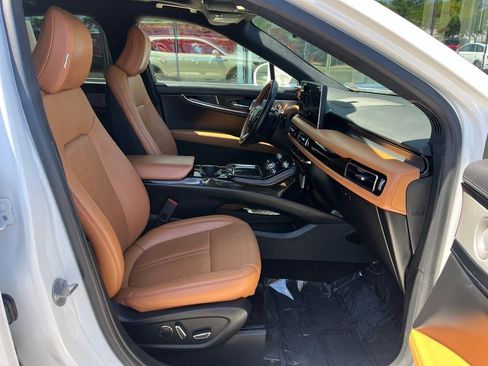Certified 2022 Lincoln Nautilus Black Label AWD/4WD image 22