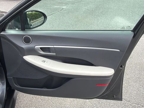 Used 2022 Hyundai Sonata SE image 14