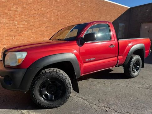 Used 2006 Toyota Tacoma 4x4 Regular Cab image 1