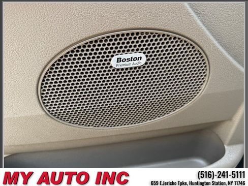 Used 2009 Jeep Grand Cherokee Laredo AWD/4WD image 26