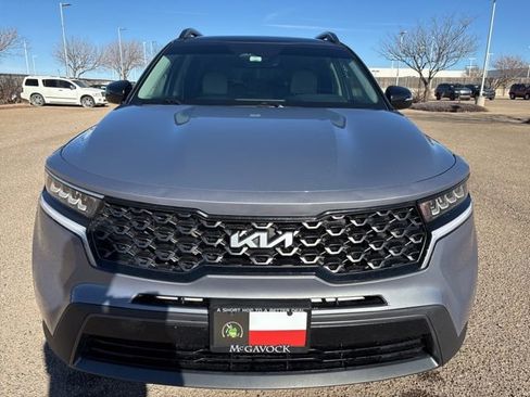 Used 2023 Kia Sorento S w/ Panoramic Sunroof Package image 10