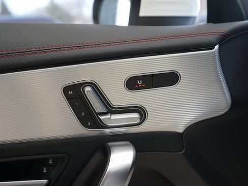 Used 2020 Mercedes-Benz CLA 250 CLA 250 image 28