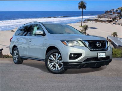 Used 2019 Nissan Pathfinder SL