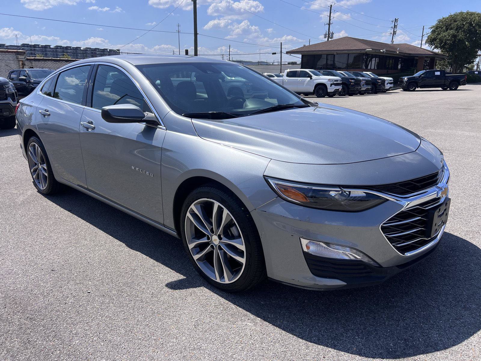 Used 2025 Chevrolet Malibu LT FWD image 33