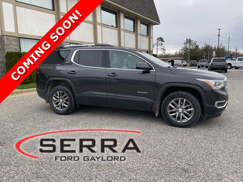 Used 2019 GMC Acadia SLT AWD/4WD image 1
