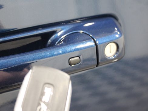 Used 2024 RAM 2500 Laramie w/ Night Edition image 36