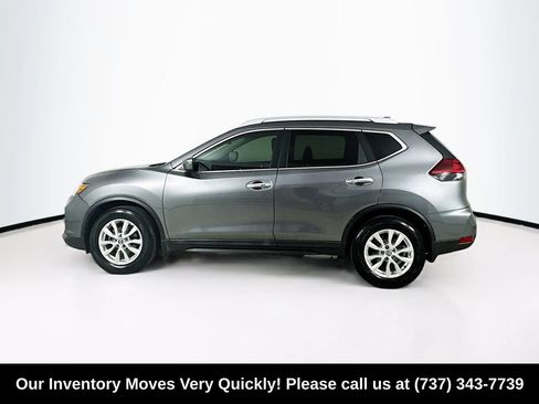 Used 2018 Nissan Rogue SV w/ Premium Package FWD image 4