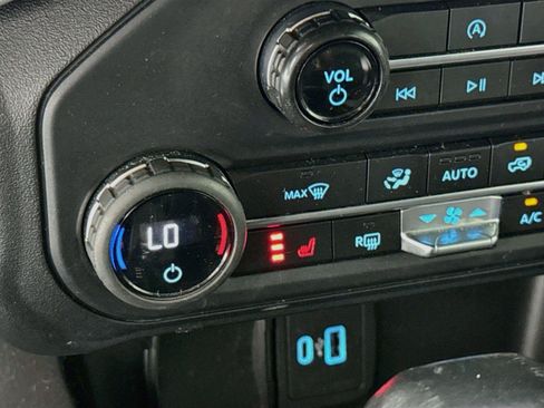 Used 2021 Ford Bronco Black Diamond w/ Sasquatch Package AWD/4WD image 18
