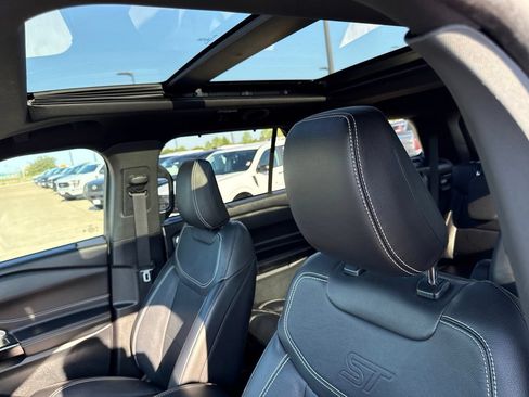 Used 2023 Ford Explorer ST w/ Equipment Group 401A AWD/4WD image 21