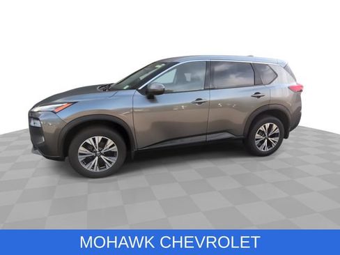Used 2021 Nissan Rogue SV AWD/4WD image 4