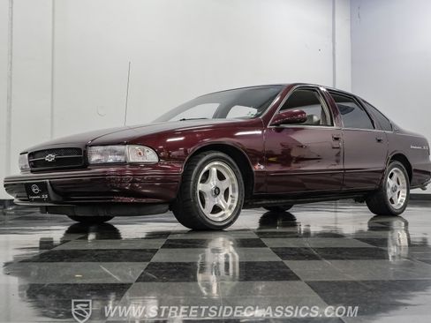 Used 1996 Chevrolet Impala SS RWD image 21