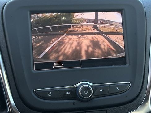 Used 2024 Chevrolet Equinox LT w/ LPO, Floor Liner Package image 18