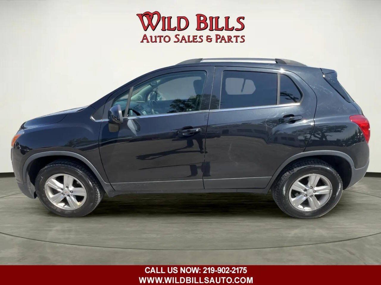 Used 2016 Chevrolet Trax LT w/ LT Convenience Package AWD/4WD image 2