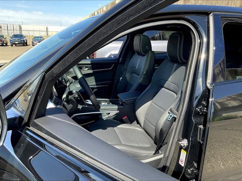 New 2026 Jaguar F-PACE R-Dynamic S image 8