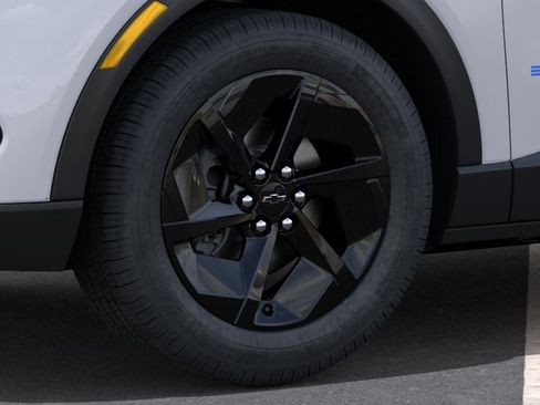 New 2026 Chevrolet Equinox EV LT w/ Midnight Package FWD image 9
