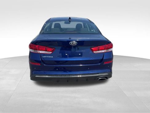 Used 2019 Kia Optima LX w/ LX 17" Wheel Package FWD image 4