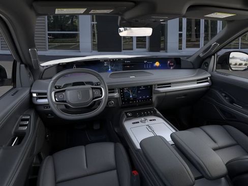 New 2026 Lincoln Navigator L Reserve AWD/4WD image 9