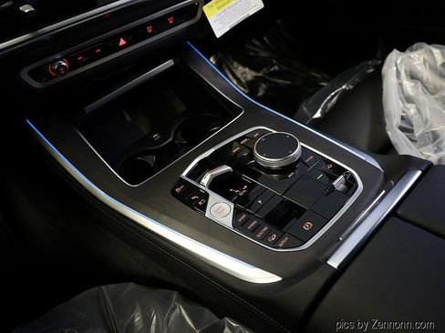 New 2026 BMW X5 xDrive50e w/ M Sport Package image 26