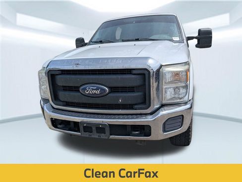 Used 2016 Ford F250 XL w/ XL Appearance Package AWD/4WD image 2