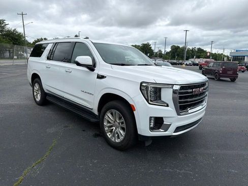 Used 2024 GMC Yukon XL SLT w/ SLT Luxury Package RWD image 5