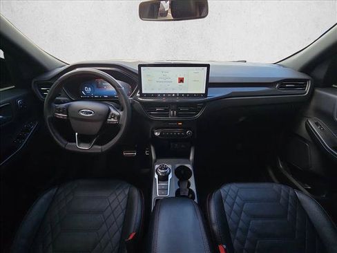 Used 2023 Ford Escape ST-Line Elite w/ Premium Technology Package AWD/4WD image 16